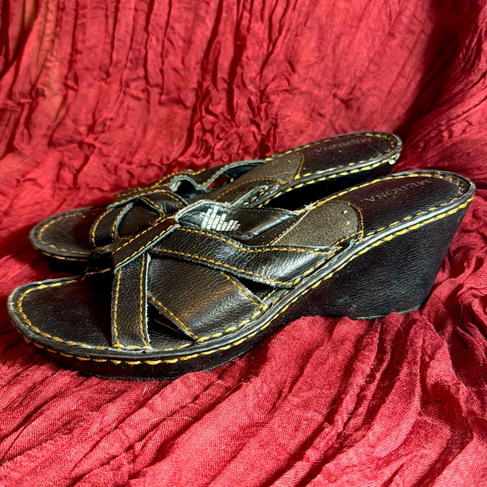 Brown leather wedge mule sandal size 7.5